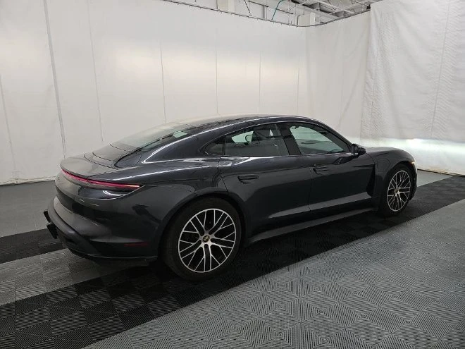 2022 Porsche Taycan - Image 2 of 7