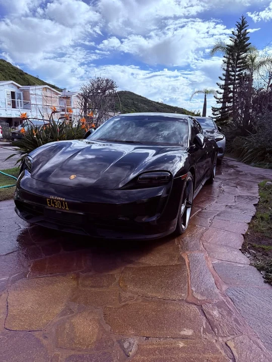 2022 Porsche Taycan - Image 7 of 20