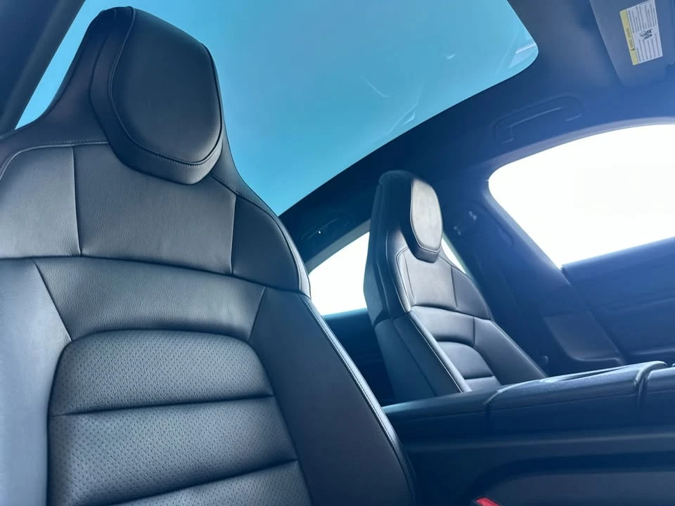 2022 Porsche Taycan - Image 16 of 20