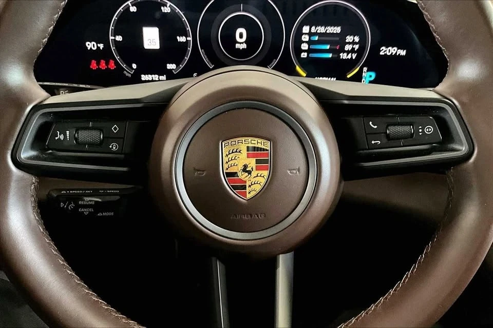 2022 Porsche Taycan 4 - Image 15 of 20