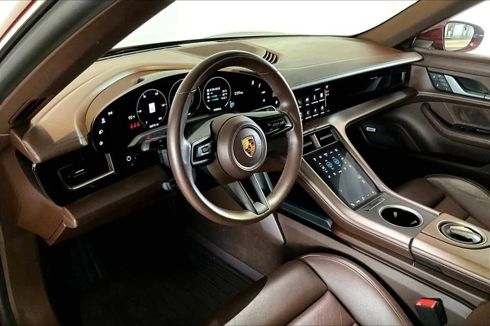 2022 Porsche Taycan 4 - Image 4 of 20