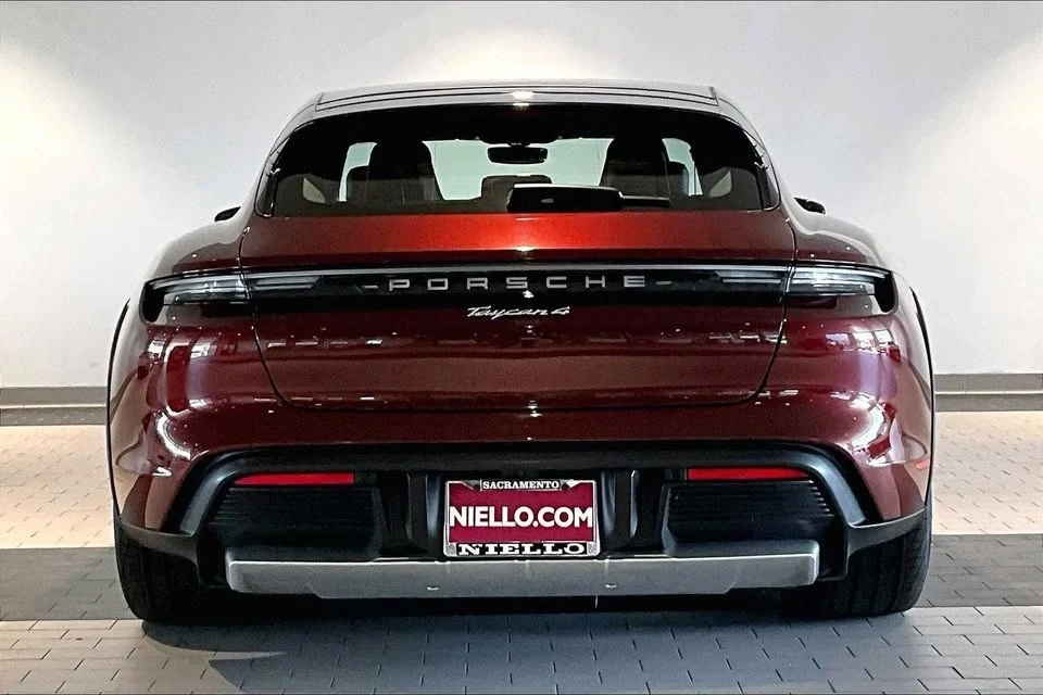 2022 Porsche Taycan 4 - Image 6 of 20