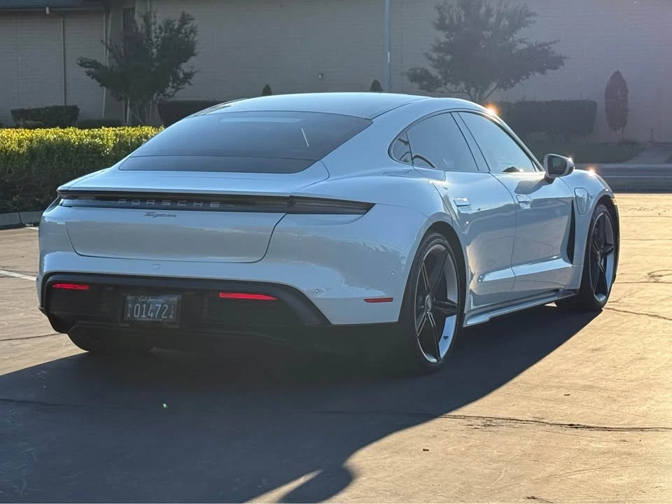 2022 Porsche Taycan - Image 5 of 16