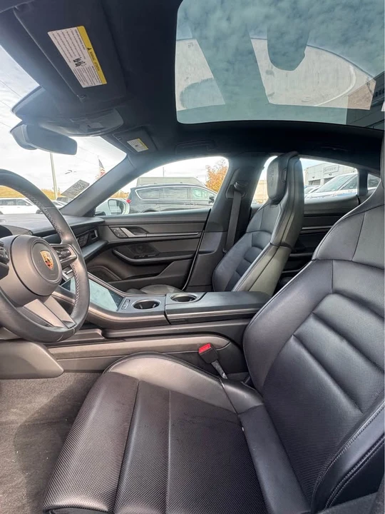 2022 Porsche Taycan 4S - Image 14 of 18