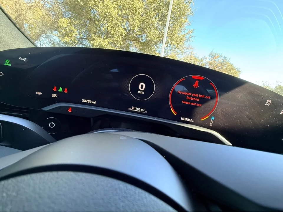 2022 Porsche Taycan 4S - Image 10 of 14
