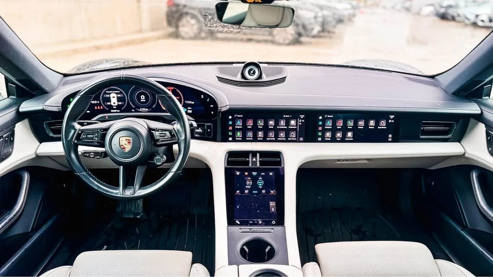 2022 Porsche Taycan 4S - Image 12 of 13