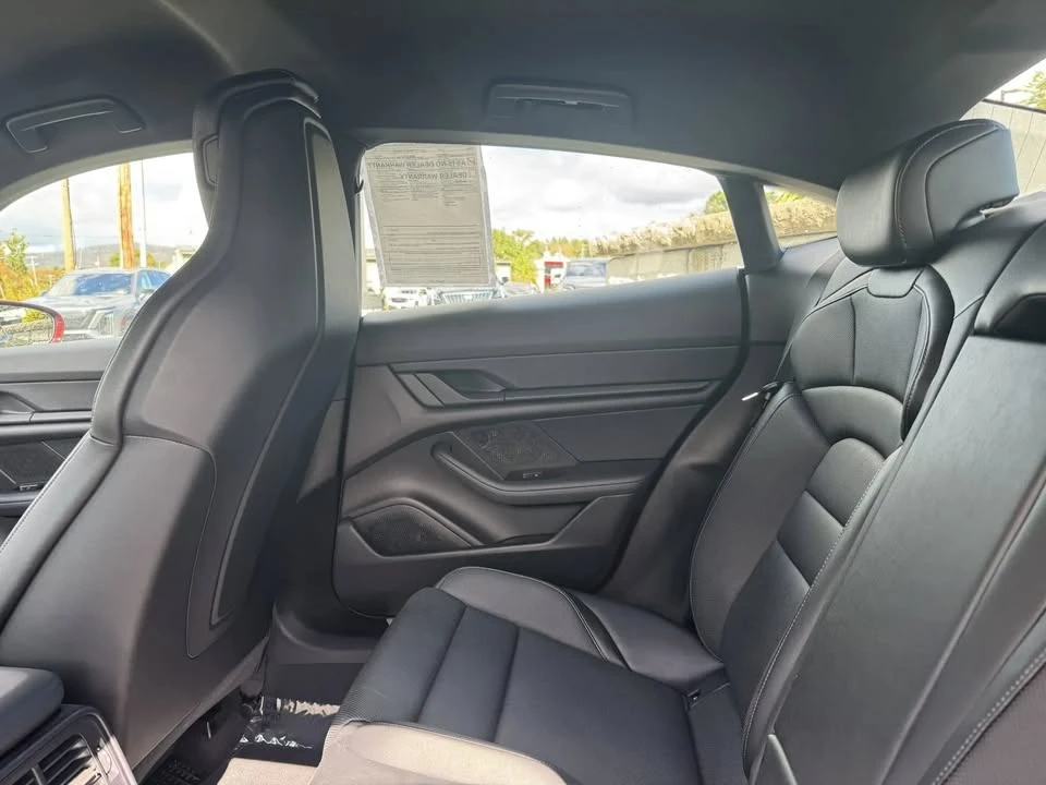 2022 Porsche Taycan 4S - Image 5 of 5