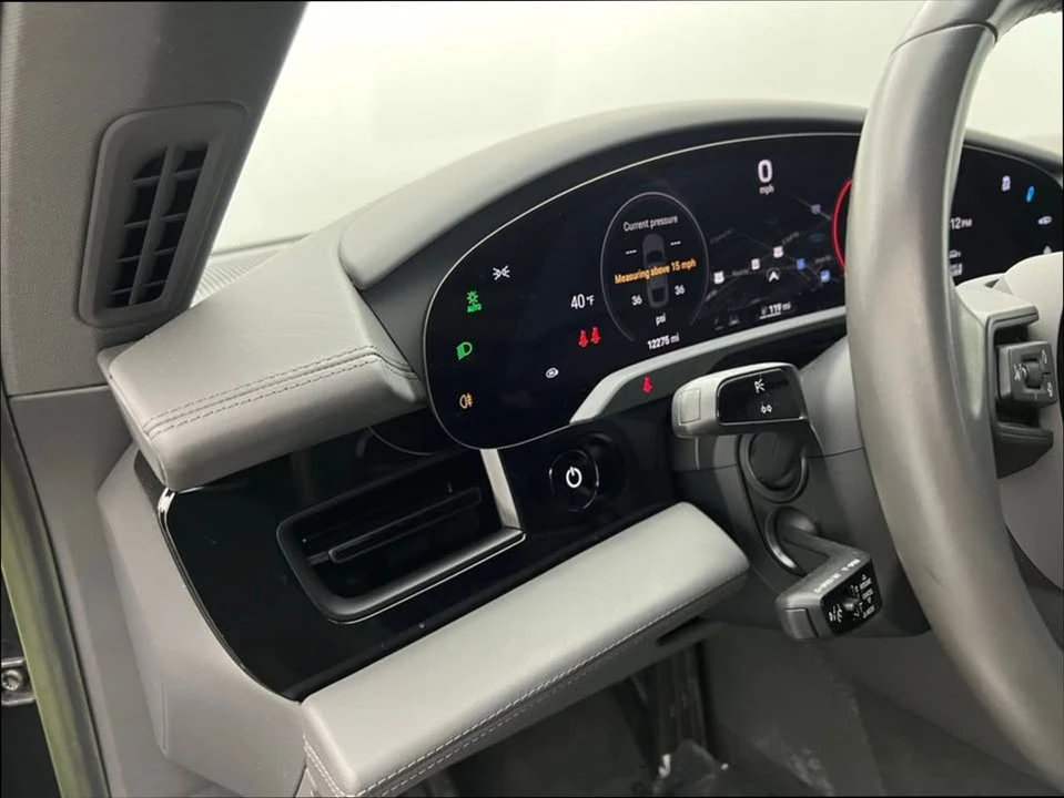 2022 Porsche Taycan 4S - Image 9 of 20