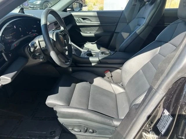 2022 Porsche Taycan 4S - Image 13 of 18