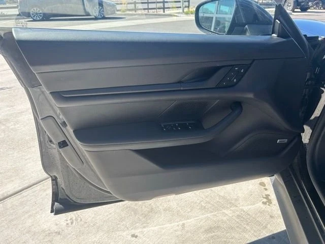 2022 Porsche Taycan 4S - Image 11 of 18