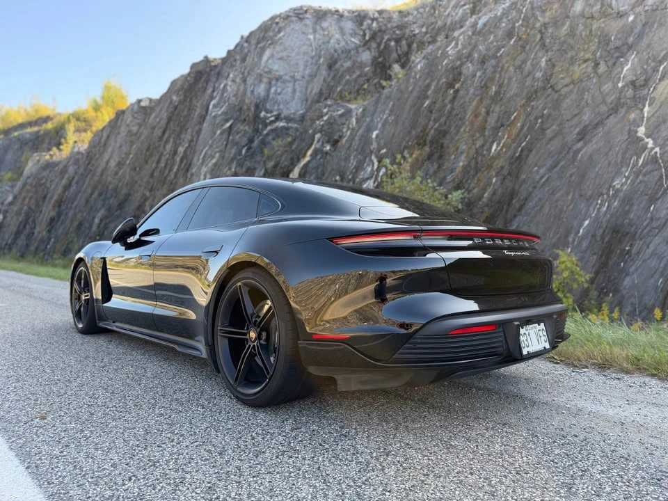 2022 Porsche Taycan 4S - Image 4 of 14