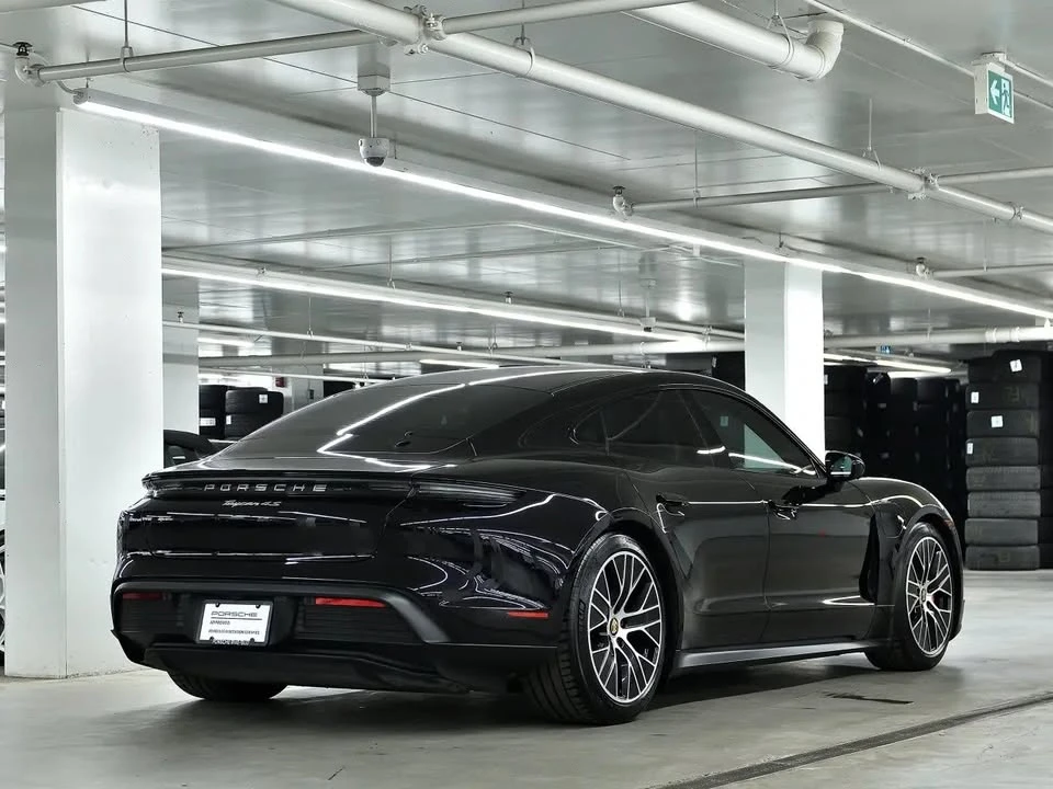 2022 Porsche Taycan 4S - Image 3 of 5