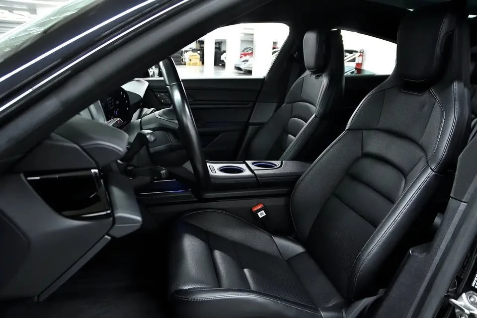 2022 Porsche Taycan 4S - Image 4 of 5