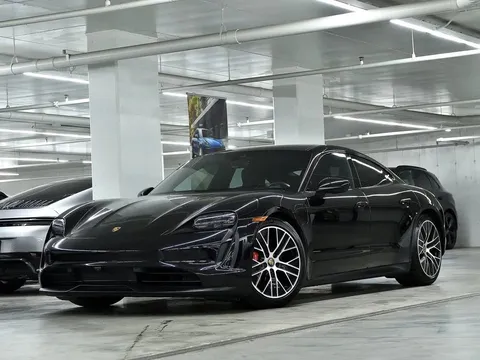 2022 Porsche Taycan 4S