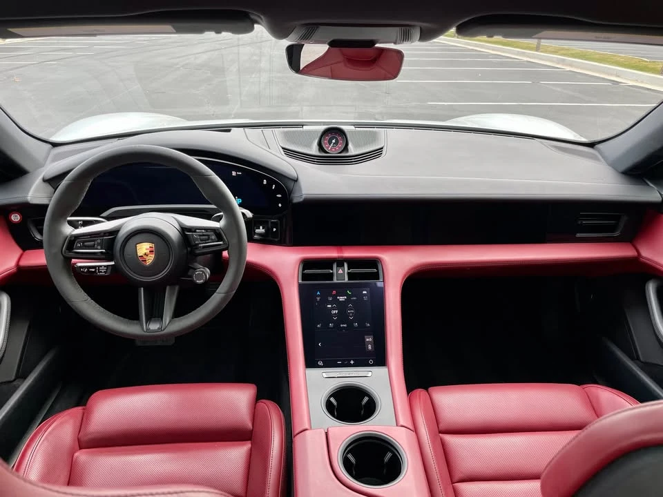 2022 Porsche Taycan 4S - Image 13 of 15