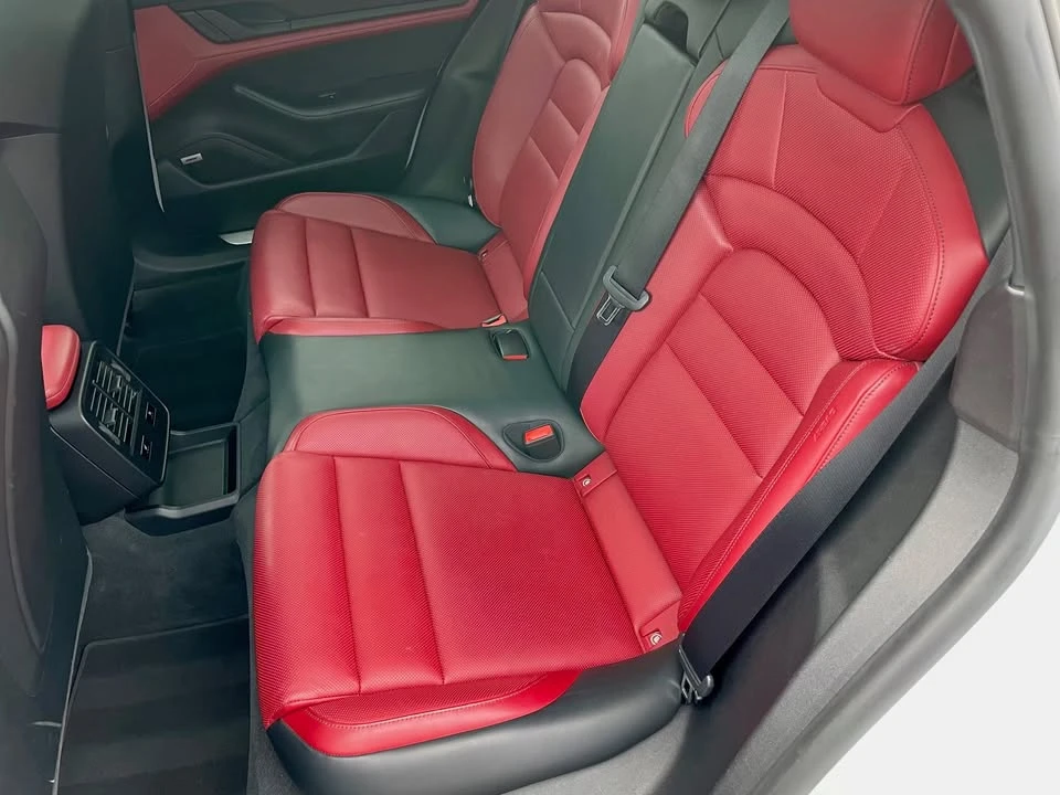 2022 Porsche Taycan 4S - Image 12 of 15