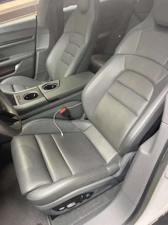 2022 Porsche Taycan - Image 4 of 5