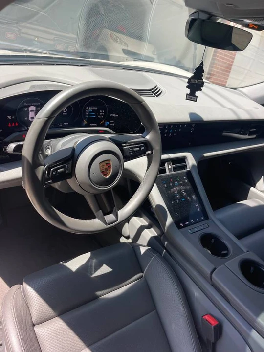 2022 Porsche Taycan - Image 3 of 6