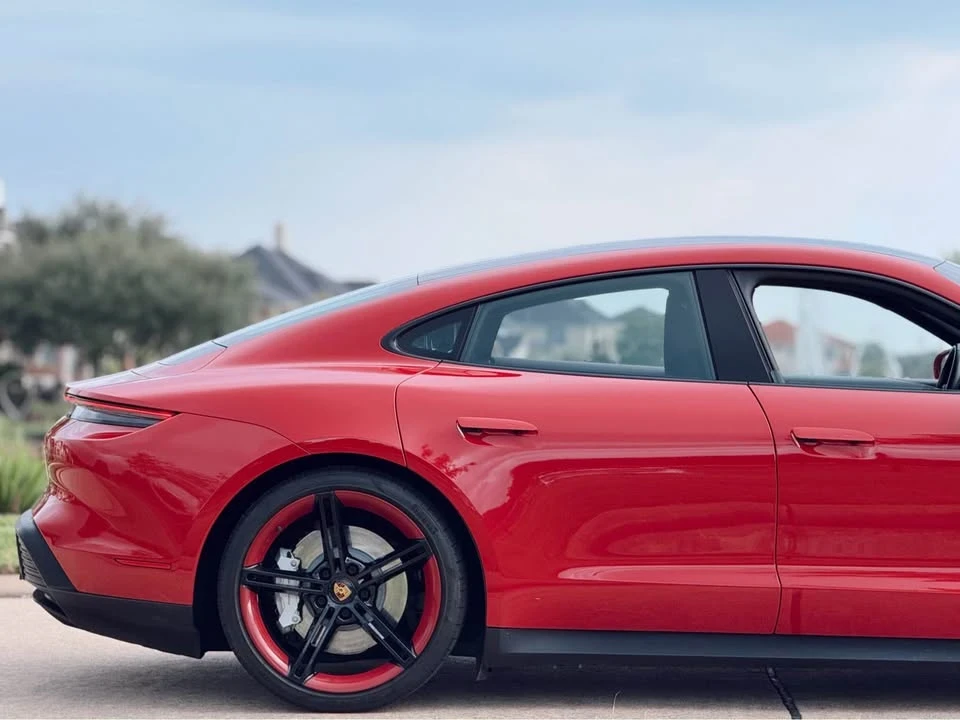 2022 Porsche Taycan - Image 4 of 9