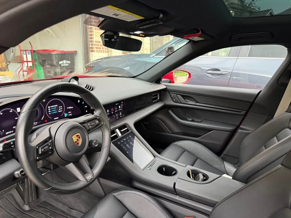 2022 Porsche Taycan - Image 7 of 9