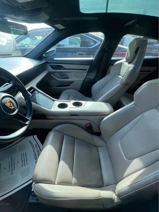 2022 Porsche Taycan - Image 5 of 5