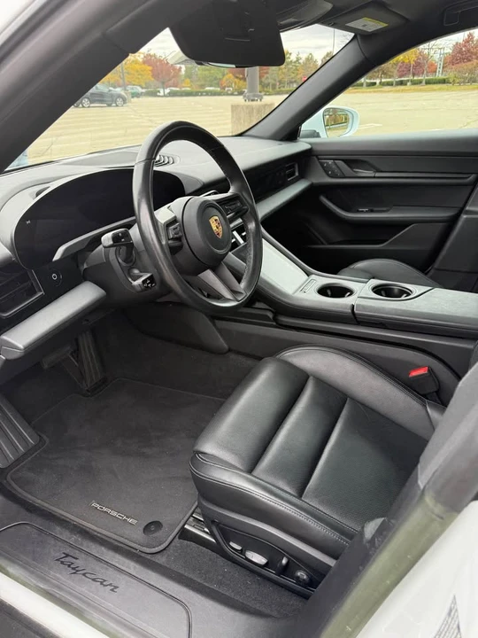 2022 Porsche Taycan - Image 9 of 20