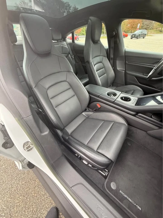 2022 Porsche Taycan - Image 15 of 20