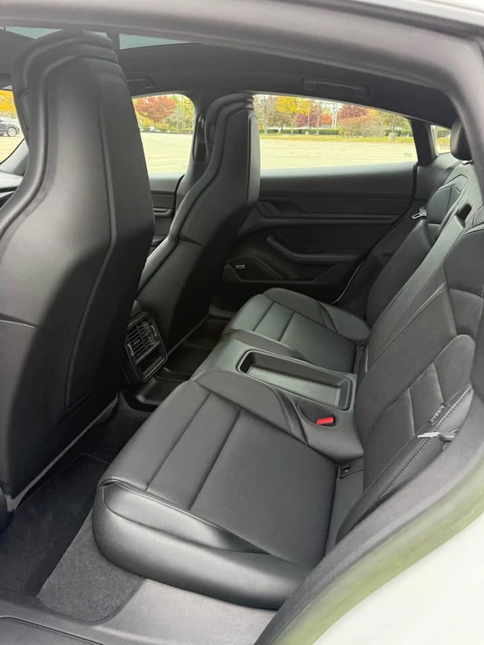 2022 Porsche Taycan - Image 10 of 20