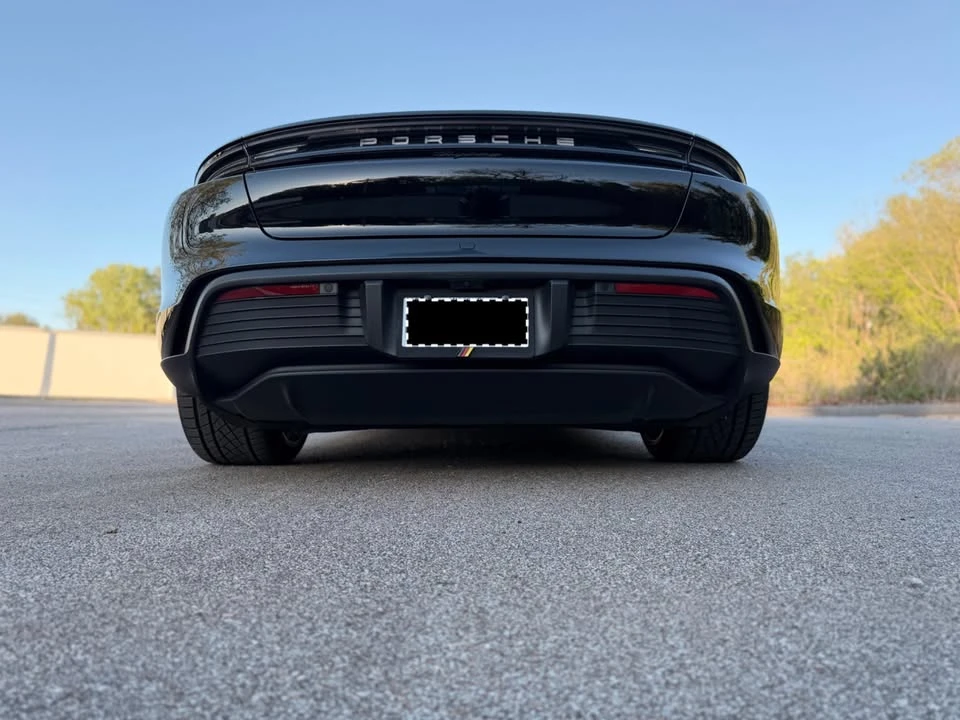 2022 Porsche Taycan - Image 15 of 20
