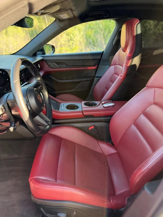2022 Porsche Taycan - Image 7 of 20