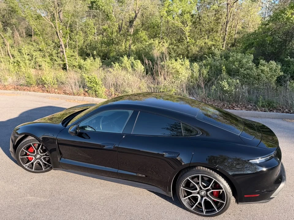 2022 Porsche Taycan - Image 3 of 20