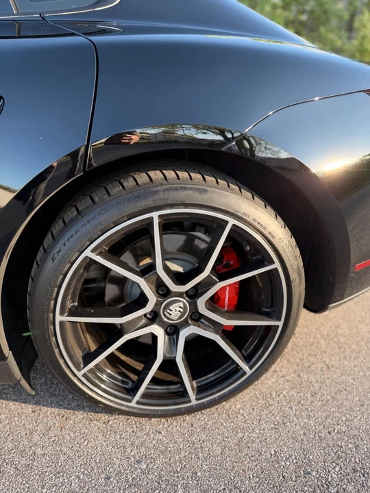 2022 Porsche Taycan - Image 13 of 20