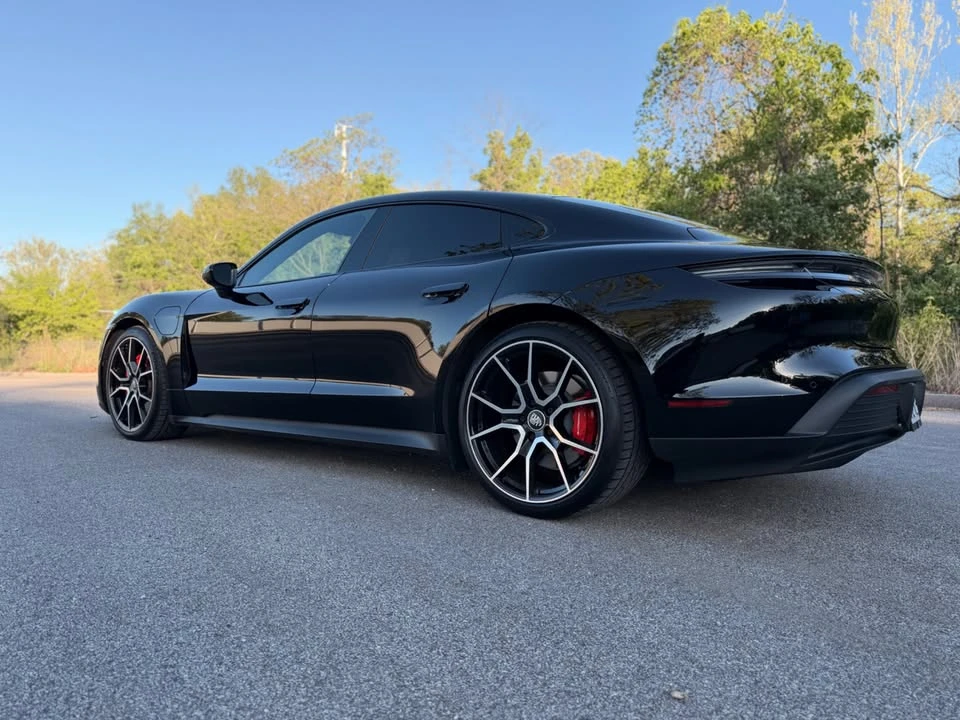 2022 Porsche Taycan - Image 14 of 20