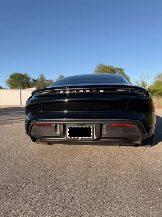 2022 Porsche Taycan - Image 6 of 20