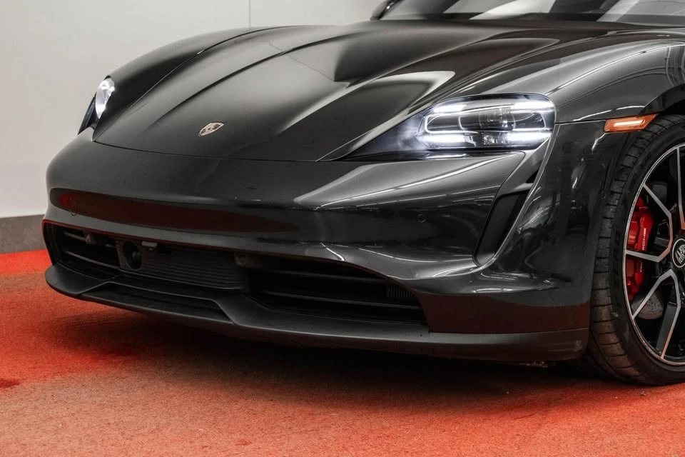 2022 Porsche Taycan - Image 3 of 10