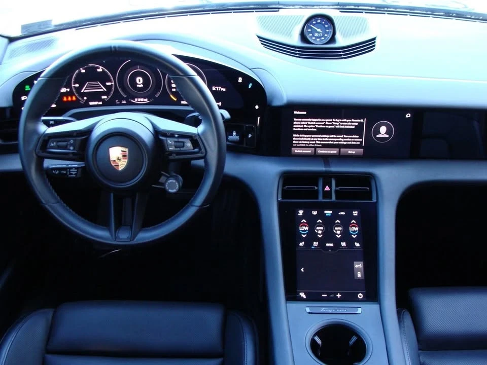 2022 Porsche Taycan - Image 8 of 20