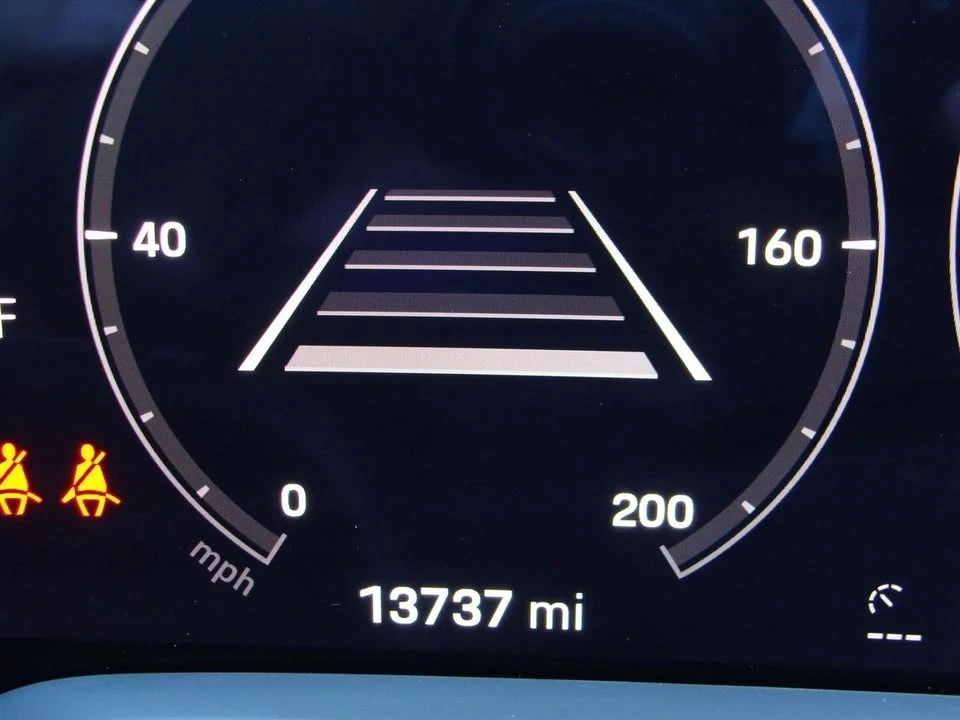 2022 Porsche Taycan - Image 13 of 20