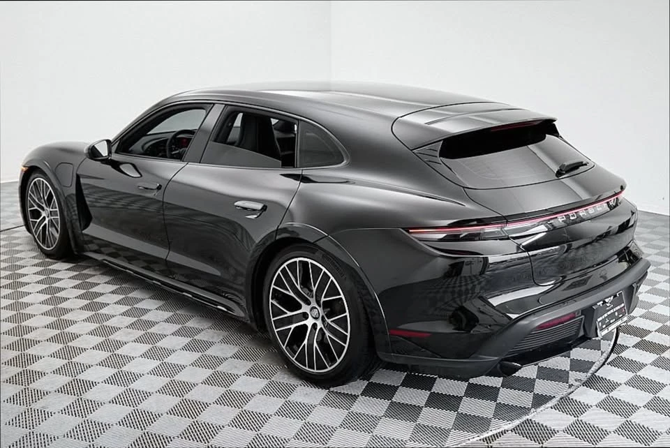 2022 Porsche Taycan 4 - Image 10 of 20