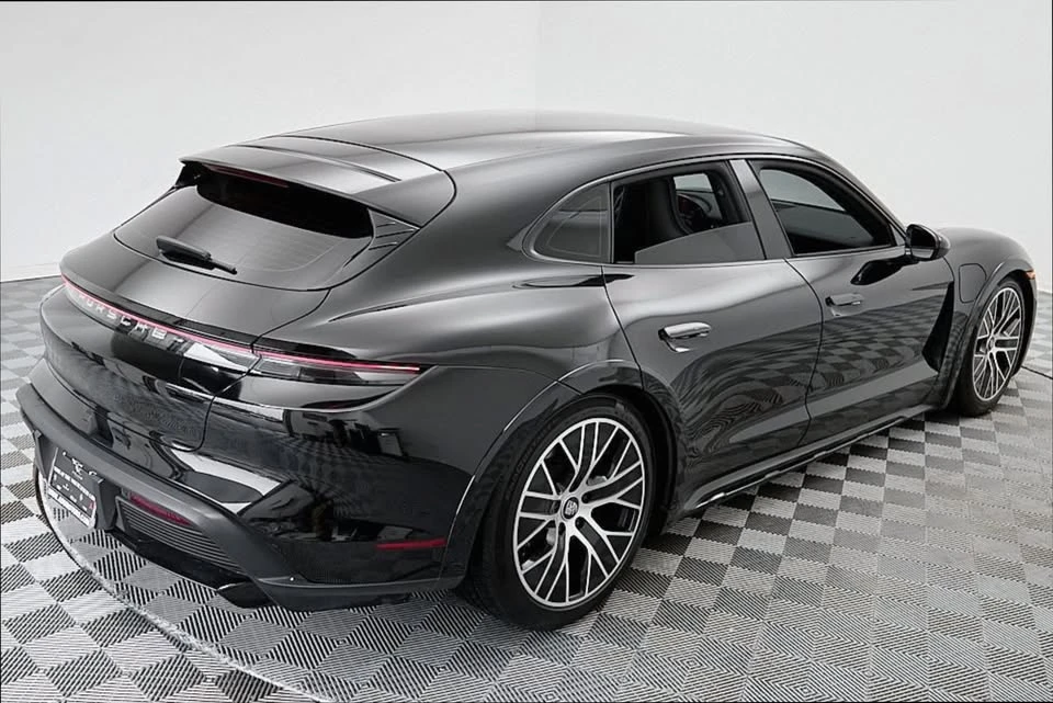 2022 Porsche Taycan 4 - Image 13 of 20