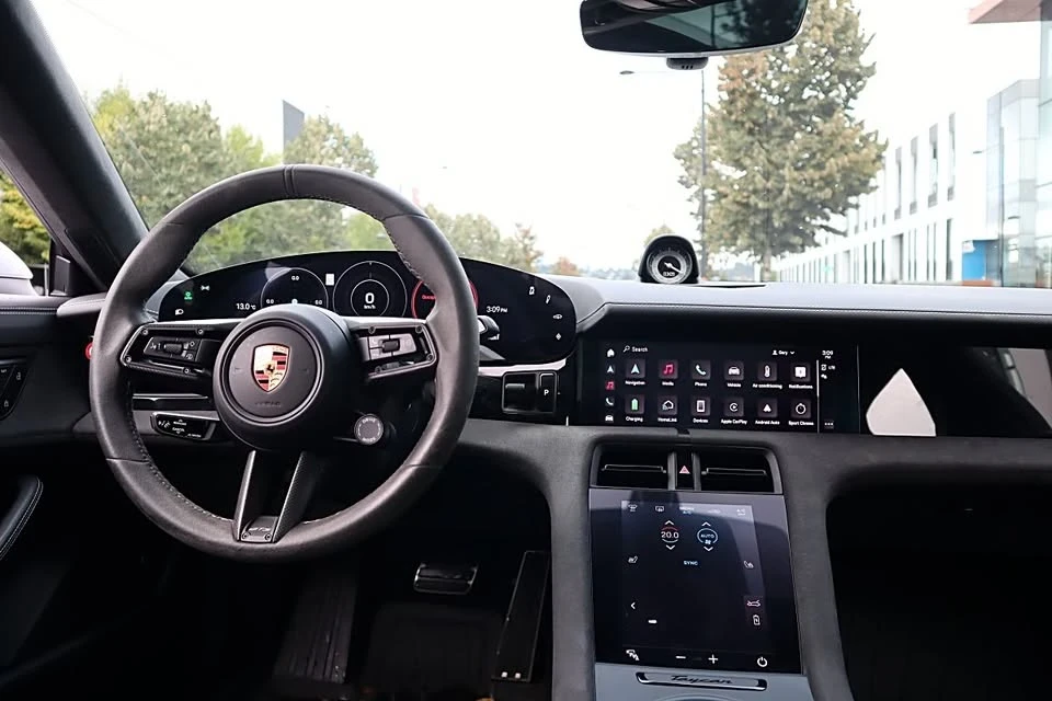 2022 Porsche Taycan GTS - Image 12 of 18