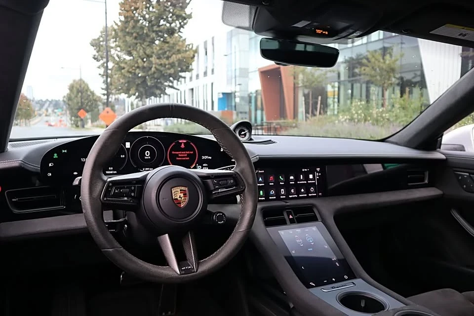 2022 Porsche Taycan GTS - Image 11 of 18