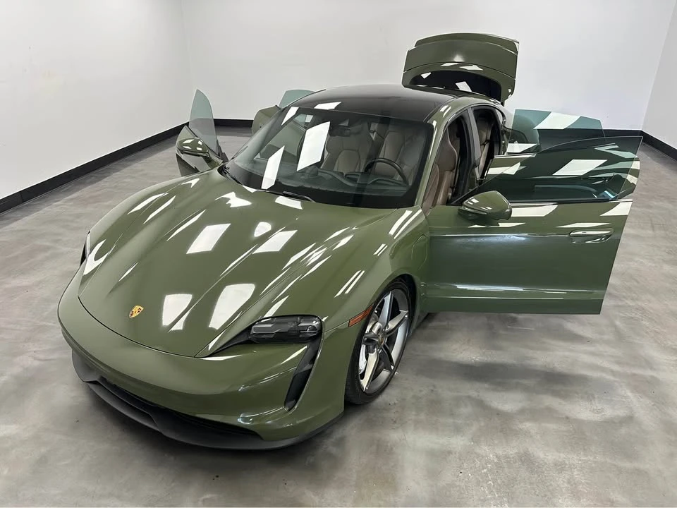 2022 Porsche Taycan - Image 7 of 20