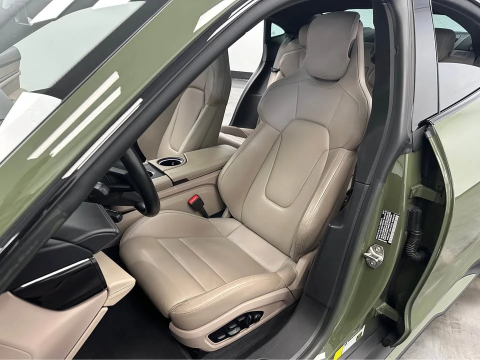 2022 Porsche Taycan - Image 11 of 20