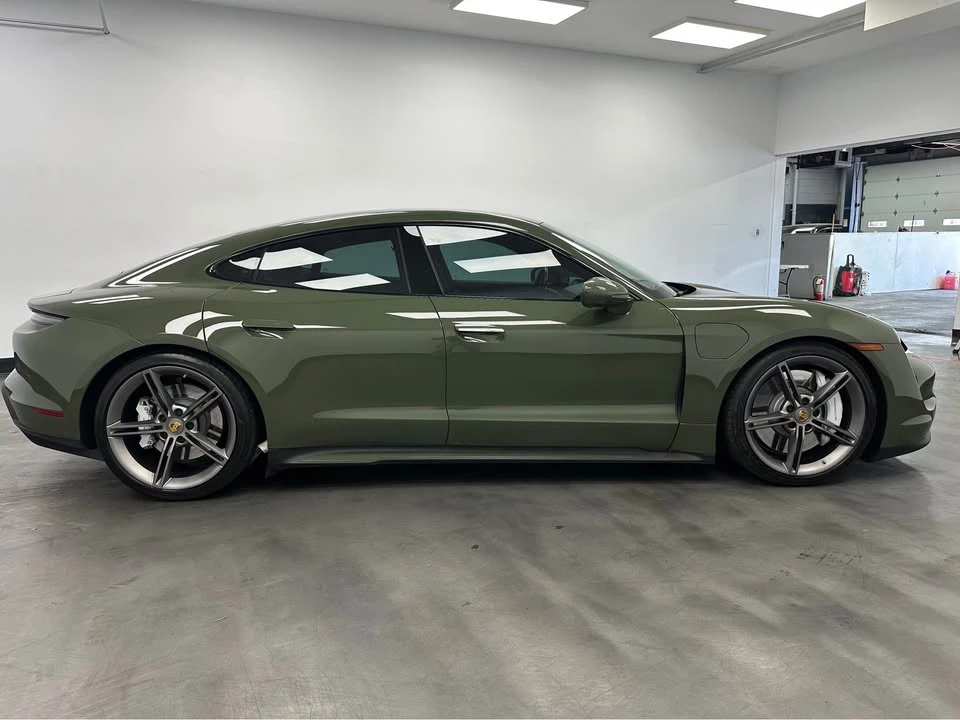 2022 Porsche Taycan - Image 4 of 20