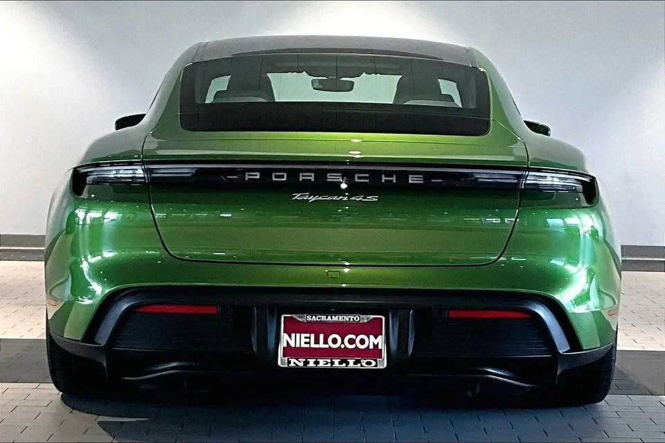 2022 Porsche Taycan 4S - Image 6 of 20