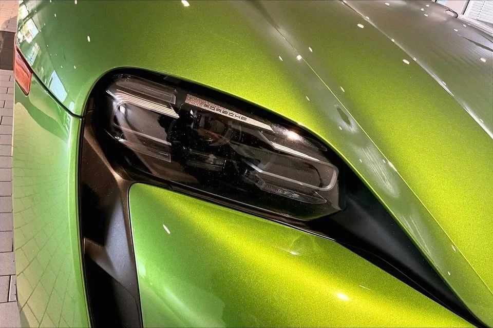 2022 Porsche Taycan 4S - Image 12 of 20