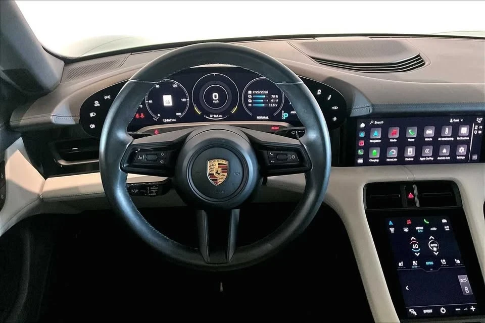 2022 Porsche Taycan 4S - Image 13 of 20
