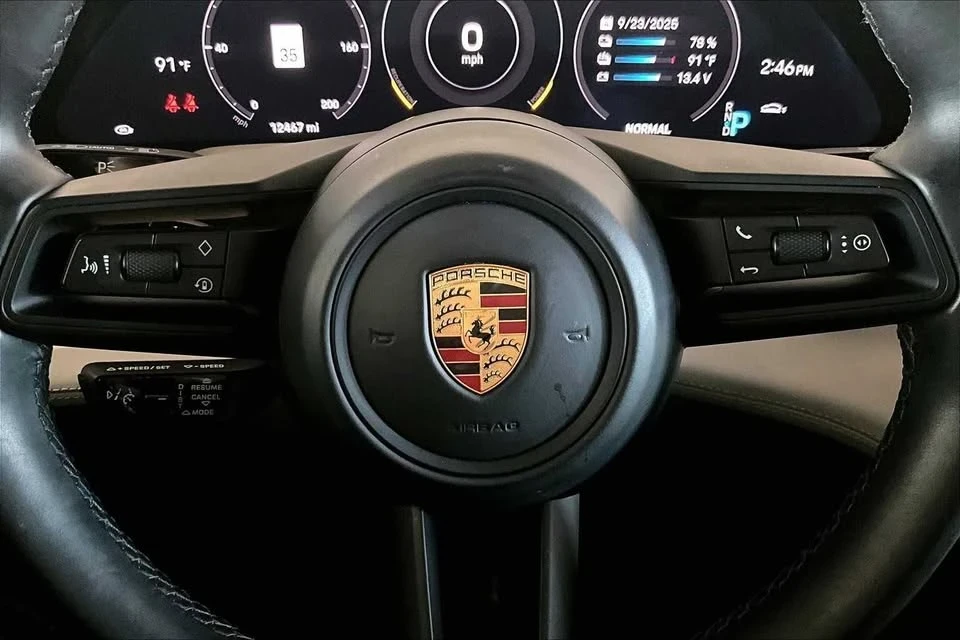 2022 Porsche Taycan 4S - Image 15 of 20
