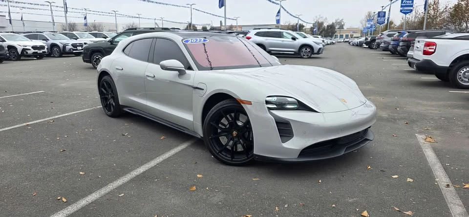 2022 Porsche Taycan GTS - Image 2 of 14