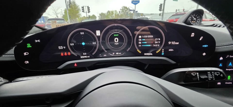 2022 Porsche Taycan GTS - Image 11 of 14